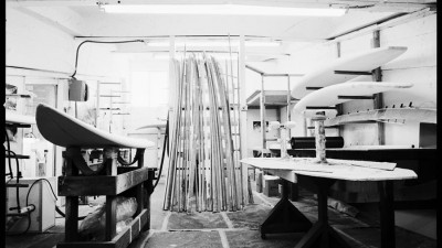A visit inside one of the best custom windsurf wave board factory of Maui